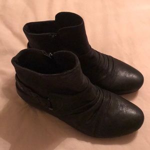 Baretraps Bootie 9W Black